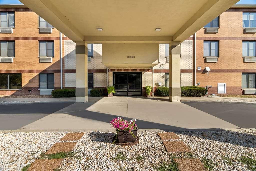 Comfort Inn & Suites Near Tinley Park Amphitheater Ngoại thất bức ảnh