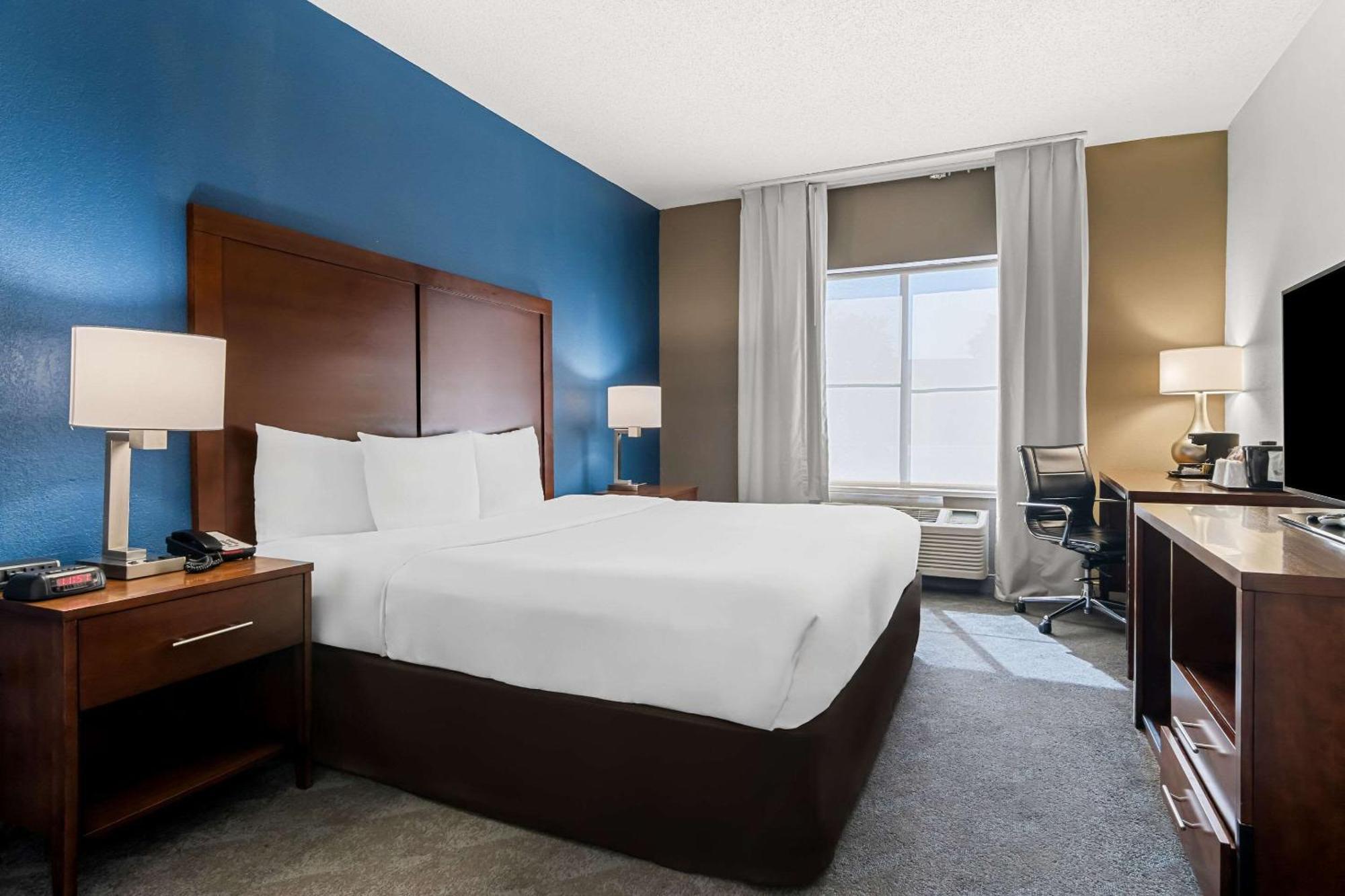 Comfort Inn & Suites Near Tinley Park Amphitheater Ngoại thất bức ảnh
